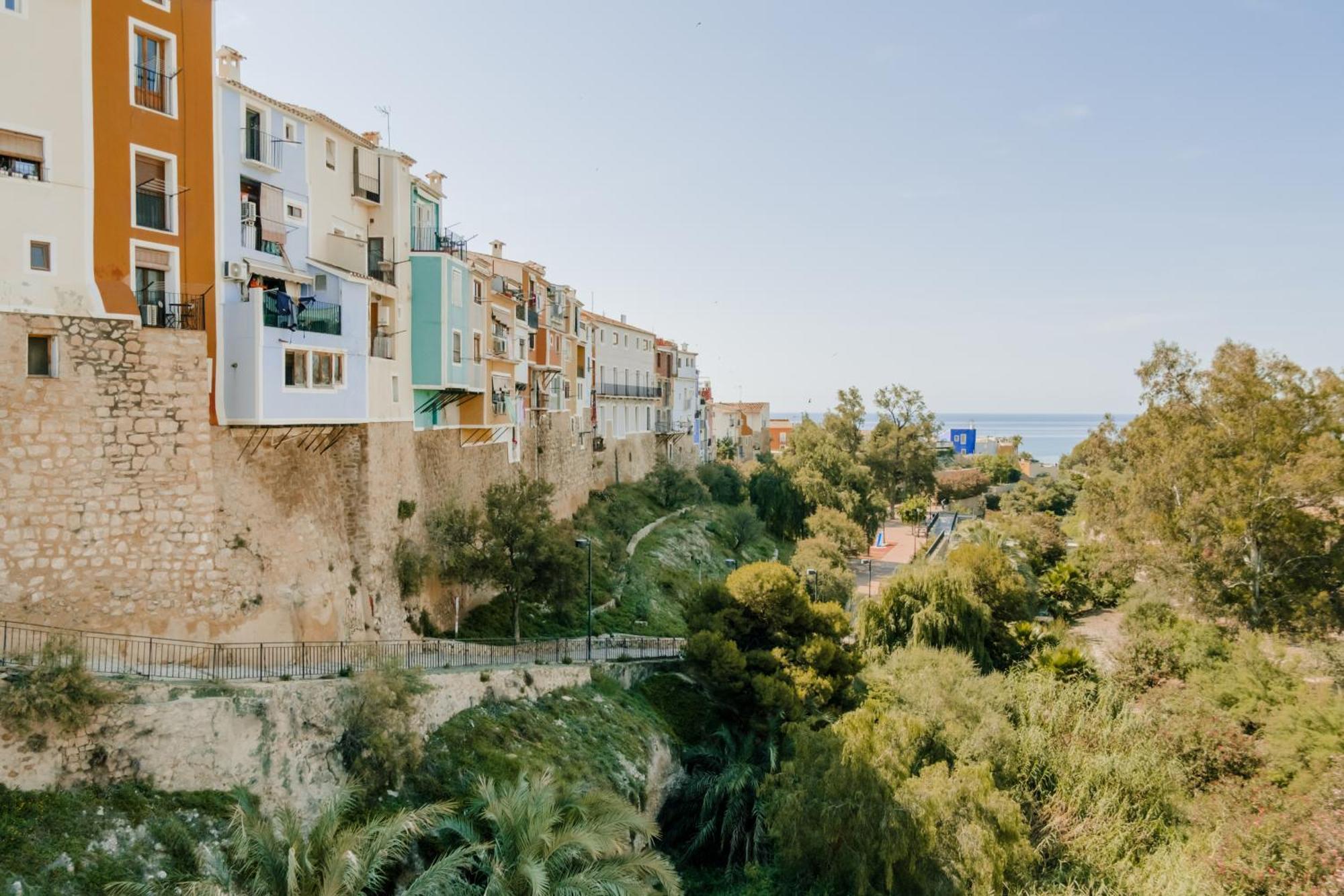 Casa Colgante Con Vistas Panoramicas Junto Al Mar. Apartment Villajoyosa Bagian luar foto